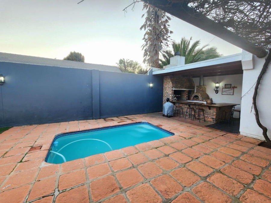 3 Bedroom Property for Sale in Panorama Western Cape